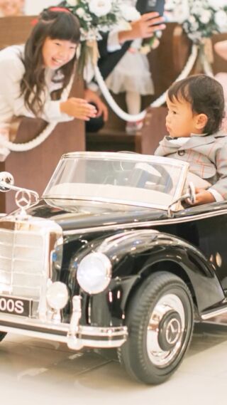 【子どもゲストが運ぶ、かわいい魔法】

花びらを握りしめる手も、少し緊張した表情も、思わず笑顔になる愛おしいワンシーン。
家族みんなが心から楽しめる結婚式を💐

特別な一日の“かわいい魔法”をどうぞご覧ください💕
＿＿＿＿＿＿＿＿＿＿＿＿＿＿＿＿＿＿＿＿
＼新潟県内最大級！／

上越市の結婚式場【ザ・グランスイート】
・県内最大級チャペル 地上49mの大聖堂
・リゾート感溢れるパーティ会場
・まるで海外のような特別な空間

[アクセス]
住所：新潟県上越市大道福田554番地
お電話：0120-20-6111（10:00～19:00）
定休日：火曜日

▼見学のご予約はプロフィールURLから✨
@the_gran_suite
＿＿＿＿＿＿＿＿＿＿＿＿＿＿＿＿＿＿＿＿
@minnano_wedding
#結婚式場探し
#大聖堂
#結婚式選び
#チャペルウェディング
#新潟結婚式場
#大聖堂チャペル
#ザグランスイート
#リングボーイ💍 
#リングガール💍 
#家族婚ウエディング