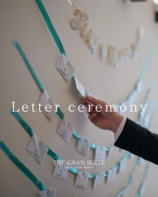 .
.
.
Letterceremony

お手紙を届ける“手紙の演出”がおすすめです
大切な人を招く結婚式だからこそ
想いをお伝えしませんか？

＼新潟県内最大級！／

上越市の結婚式場【ザ・グランスイート】
・県内最大級チャペル 地上49mの大聖堂
・リゾート感溢れるパーティ会場
・まるで海外のような特別な空間

[アクセス]
住所：新潟県上越市大道福田554番地
お電話：0120-20-6111（10:00～19:00）
定休日：火曜日

▼見学のご予約はプロフィールURLから✨
@the_gran_suite
＿＿＿＿＿＿＿＿＿＿＿＿＿＿＿＿＿＿＿＿
@minnano_wedding
#結婚式場探し
#大聖堂
#結婚式選び
#ウェルカムスペース 
#新潟結婚式場
